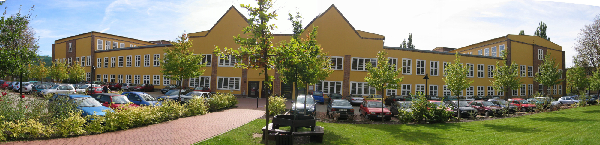 Panoramabild Gebäude Schulteil Crednerstraße