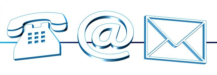 Telefon, E-Mail-Symbol und Briefumschlag